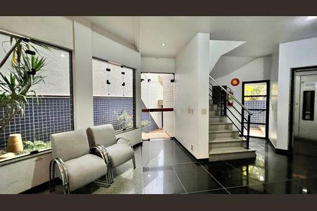 Apartamento à venda com 240m², 4 quartos e 3 vagasÁrea Comum 