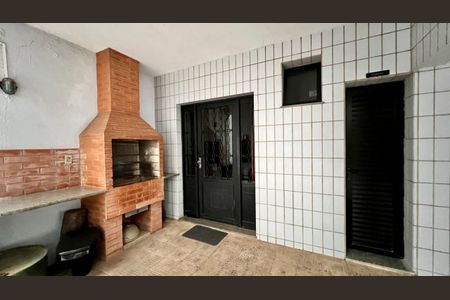 Apartamento à venda com 240m², 4 quartos e 3 vagasÁrea comum - Churrasqueira