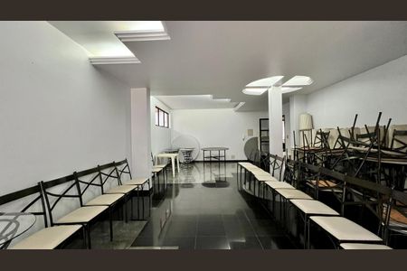 Apartamento à venda com 240m², 4 quartos e 3 vagasÁrea comum - Salão de festas