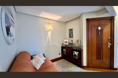 Apartamento à venda com 240m², 4 quartos e 3 vagasSala