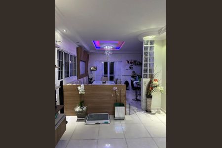 Casa à venda com 190m², 3 quartos e 6 vagas