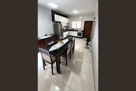 Casa à venda com 150m², 3 quartos e 4 vagas