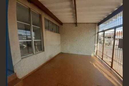 Casa à venda com 90m², 2 quartos e 1 vaga