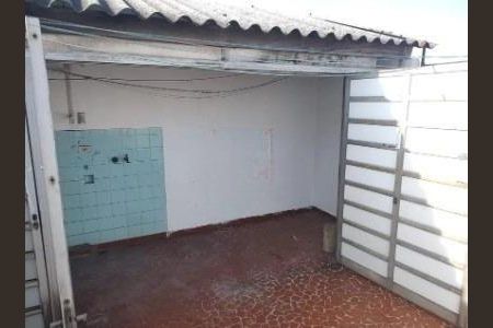 Casa à venda com 90m², 2 quartos e 1 vaga