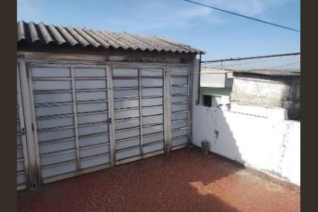 Casa à venda com 90m², 2 quartos e 1 vaga