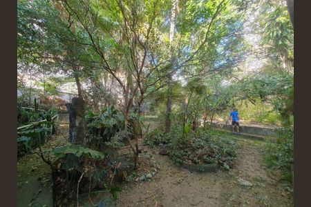 Casa de condomínio à venda com 436m², 4 quartos e 2 vagas