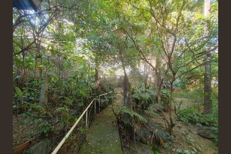 Casa de condomínio à venda com 436m², 4 quartos e 2 vagas