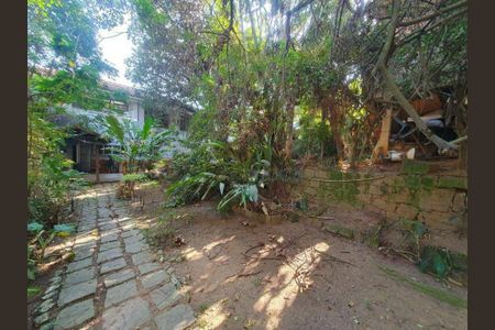 Casa de condomínio à venda com 436m², 4 quartos e 2 vagas