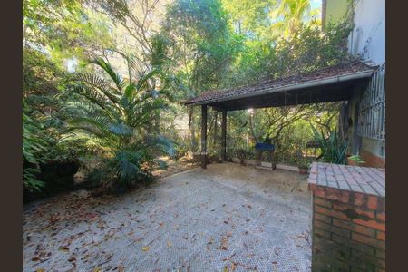 Casa de condomínio à venda com 436m², 4 quartos e 2 vagas