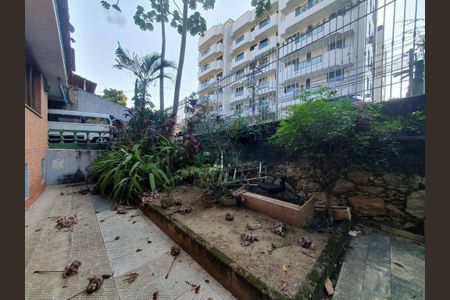 Casa de condomínio à venda com 436m², 4 quartos e 2 vagas