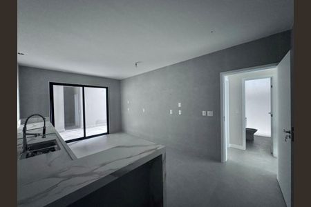 Casa de condomínio à venda com 510m², 5 quartos e 2 vagas Casa de condomínio à venda com 510m², 5 quartos e 2 vagasCozinha