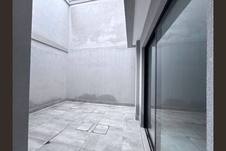 Casa de condomínio à venda com 510m², 5 quartos e 2 vagas Casa de condomínio à venda com 510m², 5 quartos e 2 vagasÁrea Externa