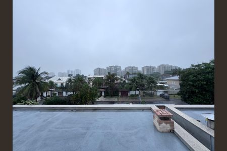 Casa de condomínio à venda com 510m², 5 quartos e 2 vagas Casa de condomínio à venda com 510m², 5 quartos e 2 vagasTerraço