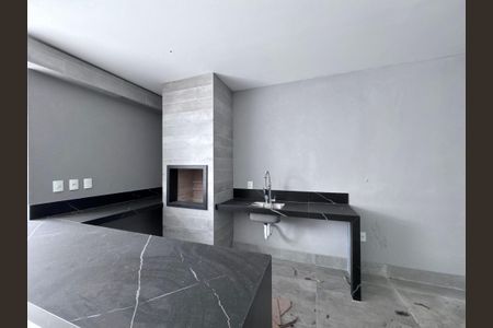 Casa de condomínio à venda com 510m², 5 quartos e 2 vagas Casa de condomínio à venda com 510m², 5 quartos e 2 vagasÁrea Externa