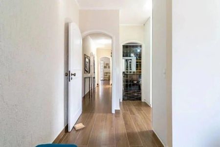 Casa à venda com 366m², 4 quartos e 6 vagas
