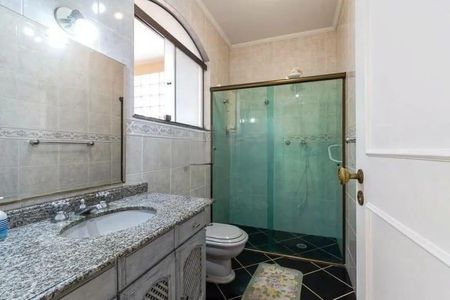 Casa à venda com 366m², 4 quartos e 6 vagas