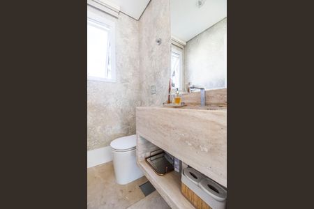 Casa à venda com 451m², 4 quartos e 2 vagasLavabo