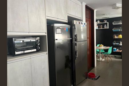 Casa à venda com 600m², 4 quartos e 6 vagas