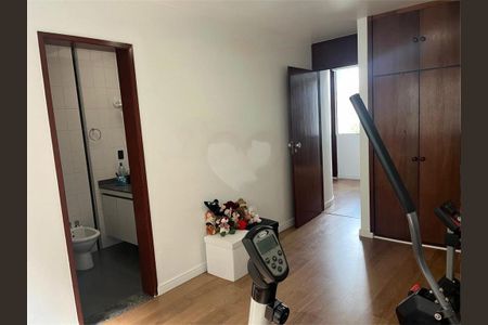 Casa à venda com 600m², 4 quartos e 6 vagas
