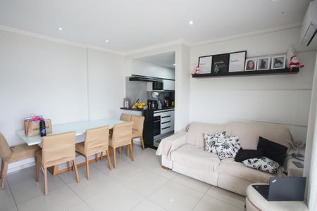 Sala de apartamento à venda com 2 quartos, 74m² em Jacarepaguá, Rio de Janeiro