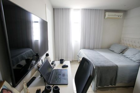 Apartamento à venda com 74m², 2 quartos e 1 vagaSuíte