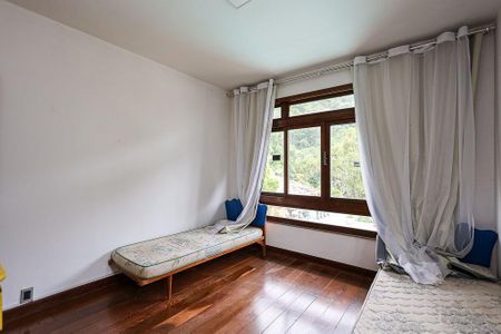 Casa à venda com 5 quartos, 500m² em São Francisco, Niterói