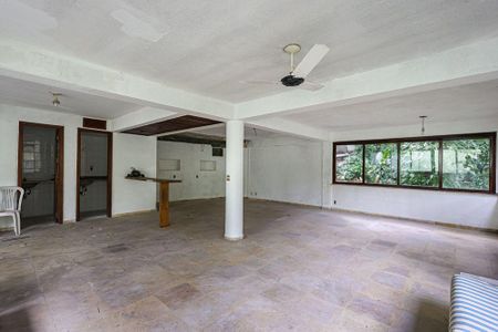 Casa à venda com 5 quartos, 500m² em São Francisco, Niterói