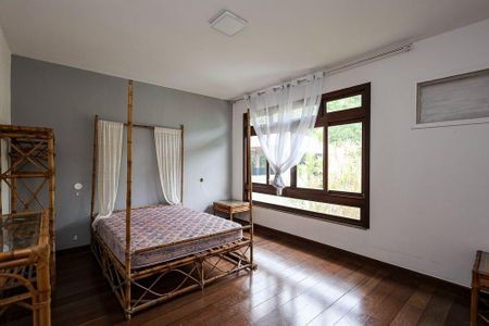 Casa à venda com 5 quartos, 500m² em São Francisco, Niterói