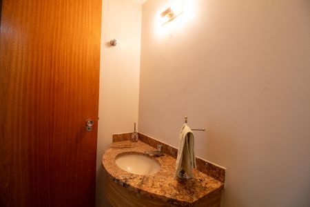 Apartamento para alugar com 207m², 3 quartos e 2 vagasLavabo