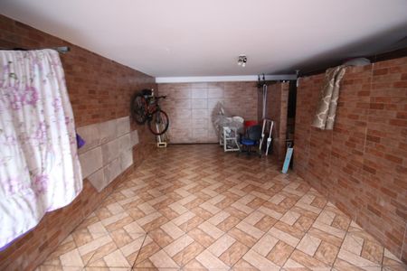 Casa à venda com 170m², 3 quartos e 3 vagasGaragem