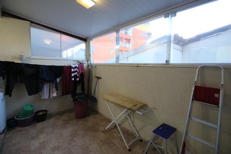 Casa à venda com 170m², 3 quartos e 3 vagasÁrea de Serviço