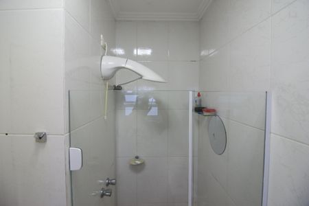 Casa à venda com 170m², 3 quartos e 3 vagasBanheiro da Suíte 1