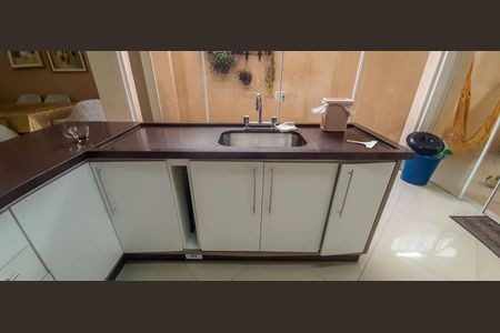 Casa à venda com 150m², 3 quartos e 2 vagasCozinha