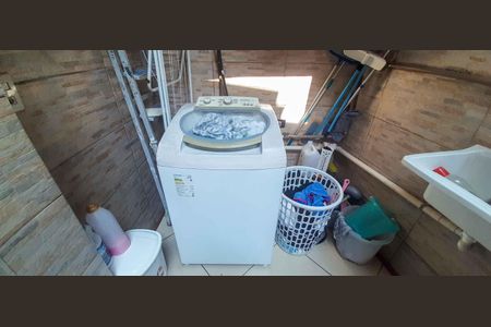 Casa à venda com 150m², 3 quartos e 2 vagasÁrea de Serviço