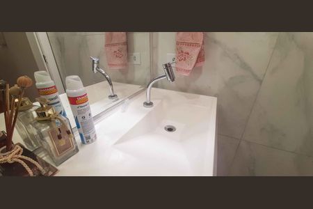 Casa à venda com 150m², 3 quartos e 2 vagasBanheiro da Suíte 1