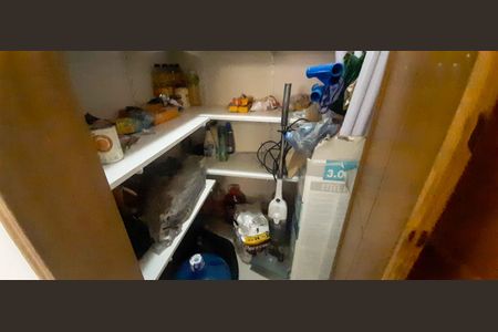 Casa à venda com 150m², 3 quartos e 2 vagasDespensa