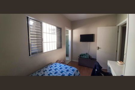 Casa à venda com 150m², 3 quartos e 2 vagasSuíte 2