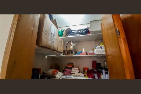 Casa à venda com 150m², 3 quartos e 2 vagasDespensa