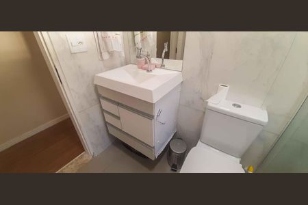 Casa à venda com 150m², 3 quartos e 2 vagasBanheiro Social