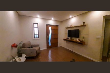 Casa à venda com 150m², 3 quartos e 2 vagasSala de Estar