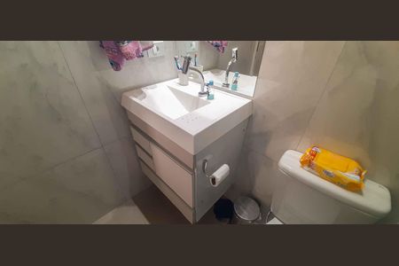 Casa à venda com 150m², 3 quartos e 2 vagasBanheiro da Suíte 2