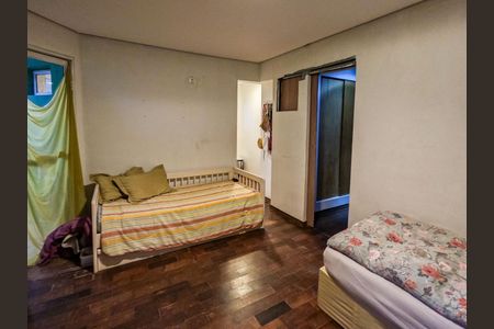 Casa à venda com 346m², 4 quartos e 4 vagas