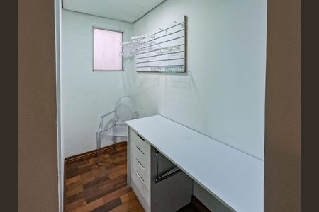 Casa à venda com 346m², 4 quartos e 4 vagas