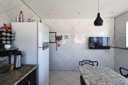 Casa à venda com 231m², 3 quartos e 2 vagasCozinha
