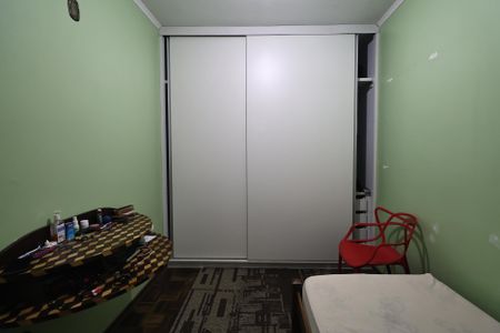 Casa à venda com 231m², 3 quartos e 2 vagasQuarto 2