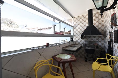 Casa à venda com 231m², 3 quartos e 2 vagasÁrea gourmet