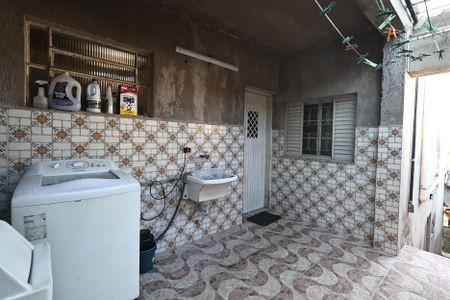 Casa à venda com 231m², 3 quartos e 2 vagasLavanderia