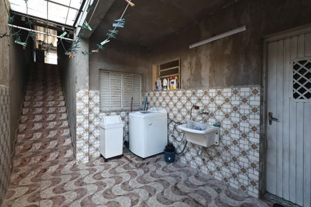 Casa à venda com 231m², 3 quartos e 2 vagasLavanderia