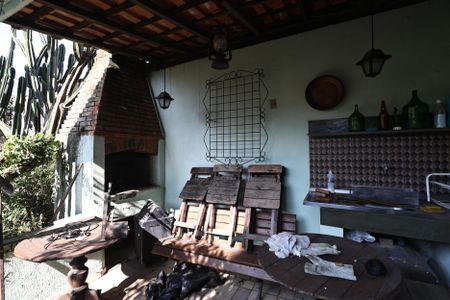 Casa à venda com 231m², 3 quartos e 2 vagasjardim/ quintal