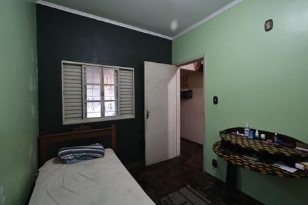 Casa à venda com 231m², 3 quartos e 2 vagasQuarto 2